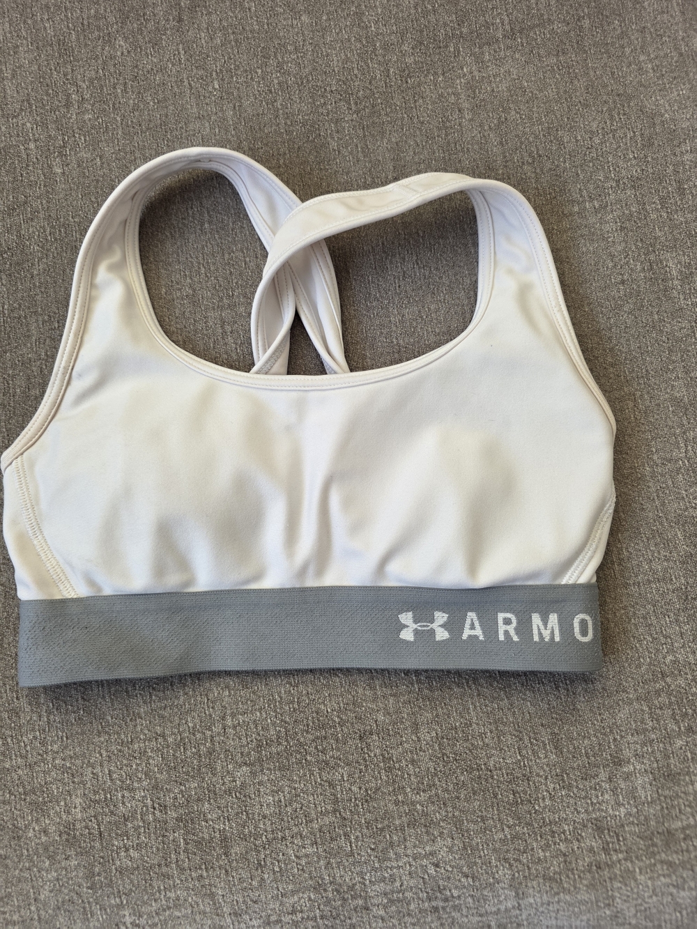 Under Armour White Heat Gear Racerback Sports Bra